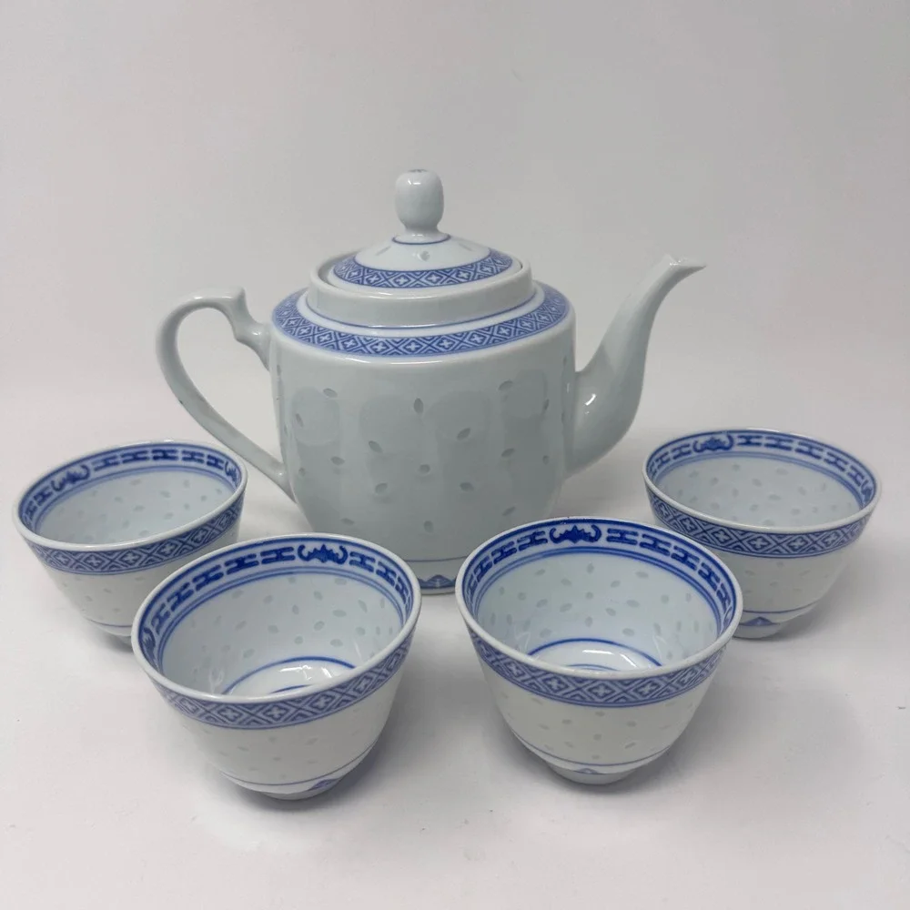 Vintage Chinese Rice Grain Blue & White Porcelain Tea Set Teapot + 4 Cups